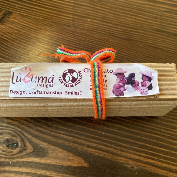 Peruvian Handmade Clay 9-Piece Mini Nativity Set 1" H Christmas Original Box - Picture 7 of 12